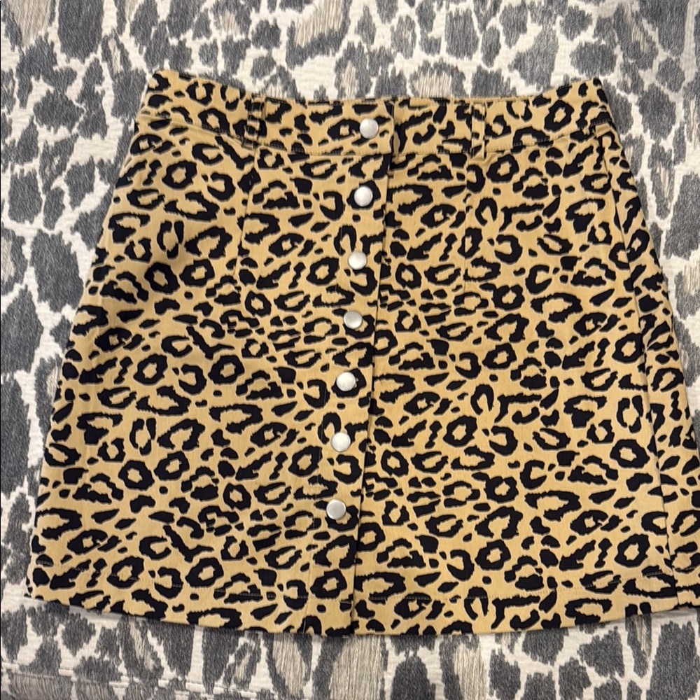 Leopard Print Button-Front Skirt